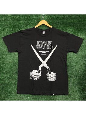 Black Flag Everything Went Black Punk Rock Band T-Shirt Size Large